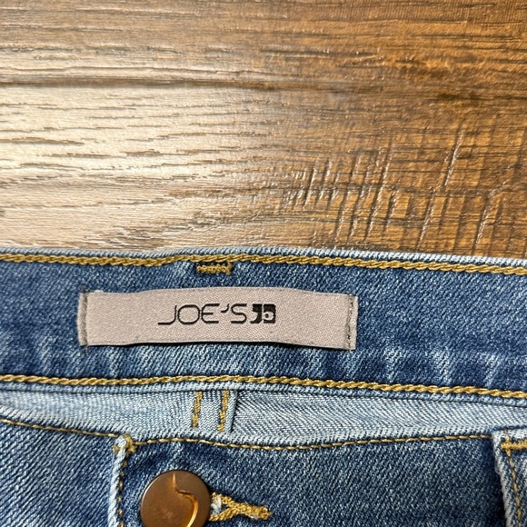 Joe's Jeans Classic Blue Denim with Distressed Hem HR size 30 - Picture 3 of 4